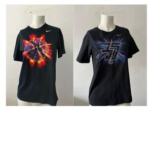 Set of 2 Nike Men’s athleisure tees navy blue Size Medium short sleeve fitted